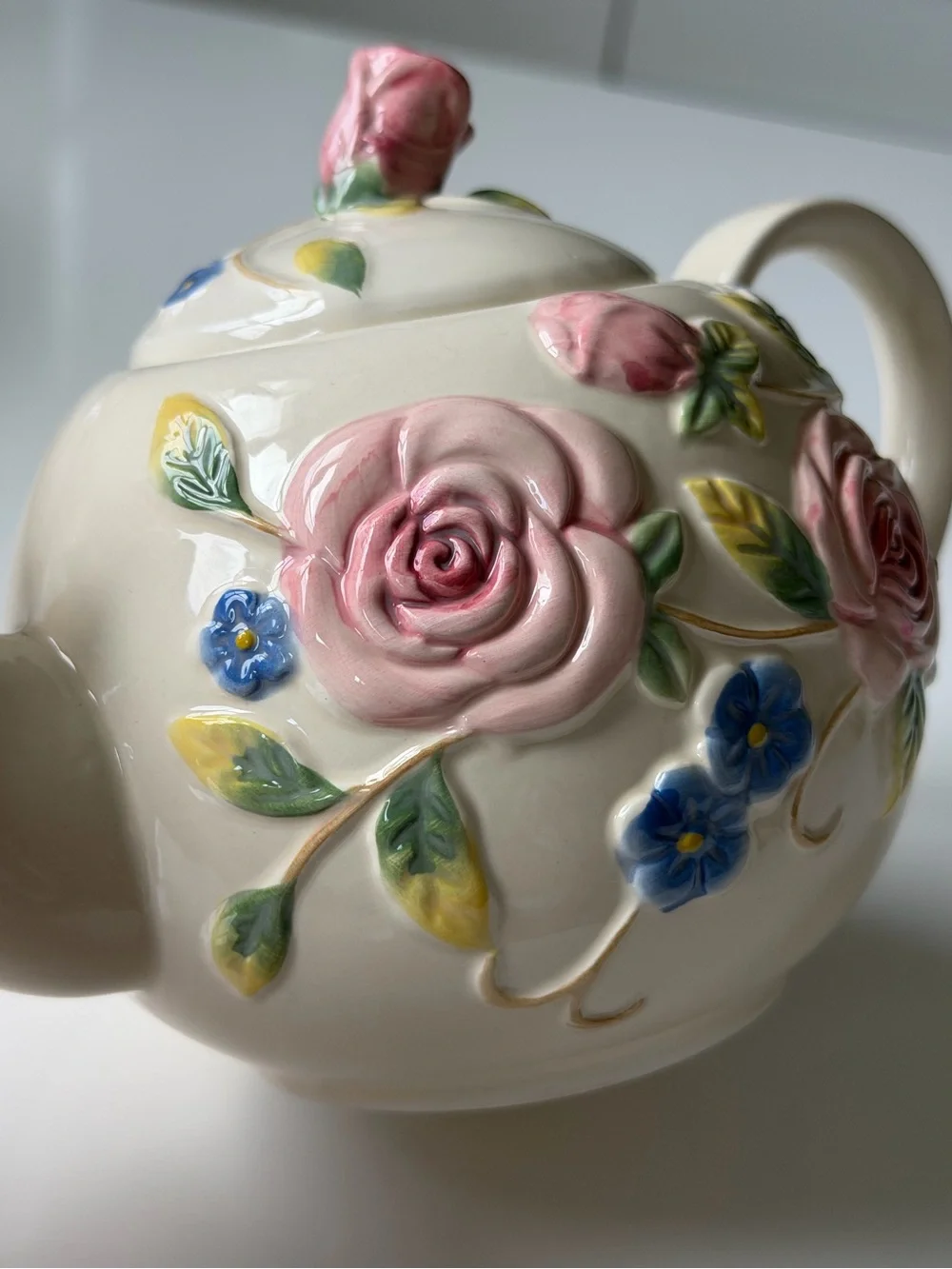 KF Vintage Ivory Glaze Ceramic Teapot - Embossed Pink Roses & Blue Flowers.